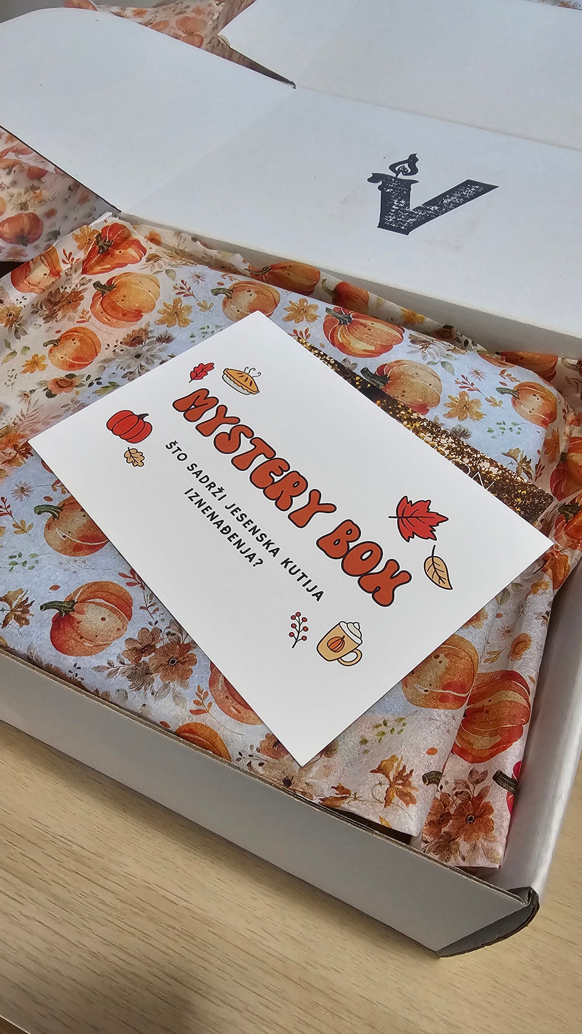 MYSTERY BOX - Jesenska kutija